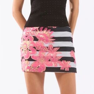 LE SUPERBE
LA PISCINE MINI SKIRT Sz4 nwt
